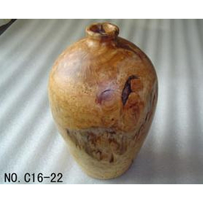 WOODEN VASE C16-22